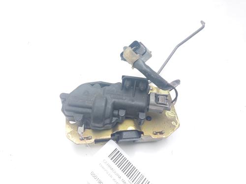 Used Tailgate lock CHRYSLER VOYAGER IV (RG, RS) 2.5 CRD (141 hp) 16303696
