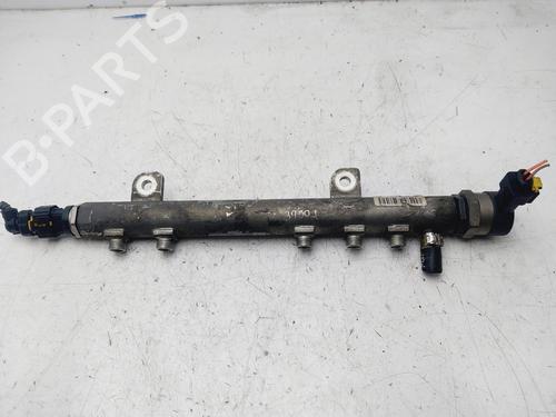 Used Injection rail OPEL CORSA D (S07) [2006-2015]  28543741