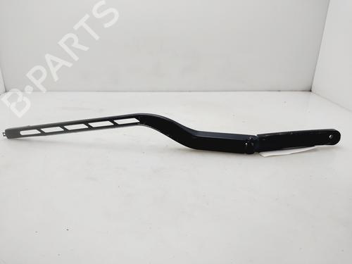 Used Front windshield wiper arm AUDI A3 (8P1) 1.6 FSI (115 hp) 31093668