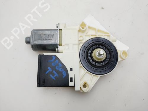 Used Left rear window motor RENAULT MEGANE III Hatchback (BZ0/1_, B3_) 1.2 TCe (BZ2B, BZ11) (116 hp) 29565371