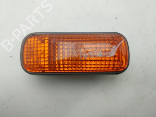 Pisca lateral esquerdo Pisca lateral esquerdo 37994904 37994904