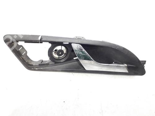 Used Front left interior door handle Front left interior door handle SKODA OCTAVIA II Combi (1Z5) 2.0 TDI 4x4 (140 hp) 8371986 8371986