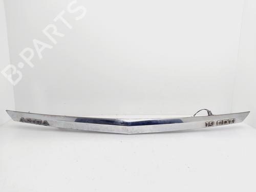 Used Tailgate handle OPEL ASTRA H (A04) 1.9 CDTI (L48) (120 hp) 23875798