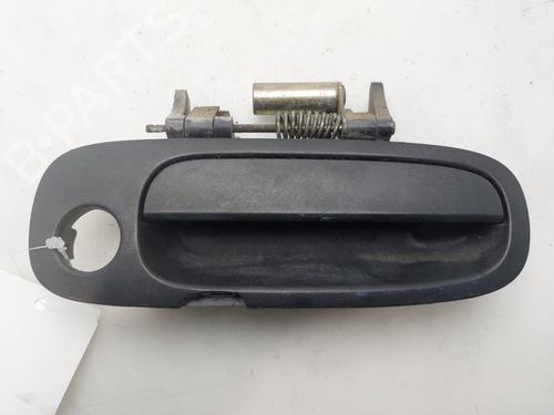 Used Front right exterior door handle Front right exterior door handle TOYOTA COROLLA Liftback (_E11_) 2.0 D (CE110) (72 hp) 36223178 36223178