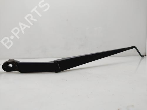 Used Front windshield wiper arm MAZDA 5 (CR) 2.0 CD (CR19) (110 hp) 28123871