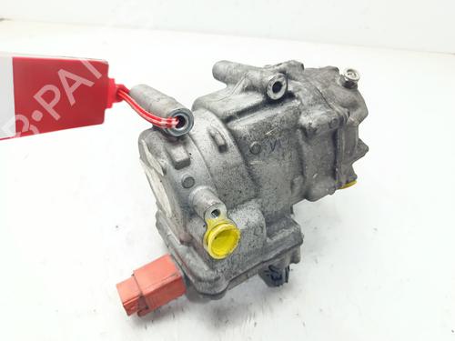 Used AC compressor AC compressor TOYOTA YARIS (_P13_) 1.5 Hybrid (NHP130_, NHP130) (101 hp) 34702351 34702351