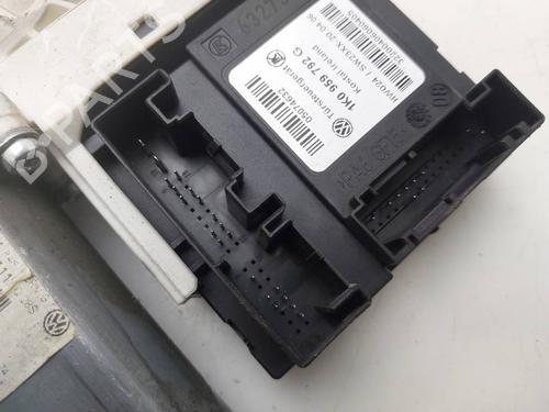 Right front window motor VW PASSAT B6 (3C2) | BP39464210E20 - Image 4