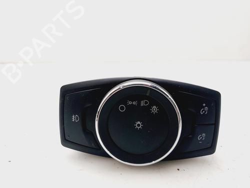 Used Headlight switch FORD USA MUSTANG Coupe [2014-2023]  26131044