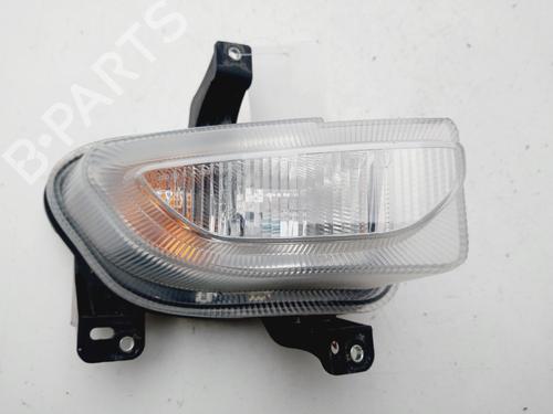 thumbnail image 2 of Front Left Floodlight For Jeep Renegade 2014+ – White Reflective OE Style 51953116 2 of 6