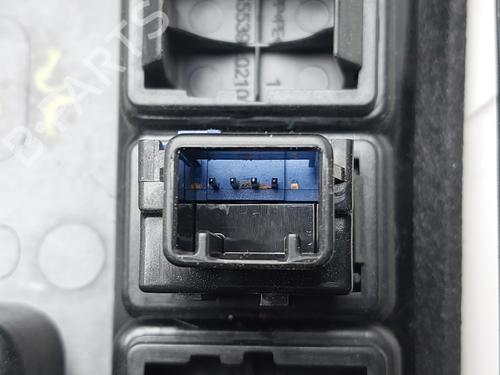 Middle console TOYOTA AURIS (_E18_) 1.8 Hybrid (ZWE186_, ZWE186R) | BP38335988I22 - Image 8
