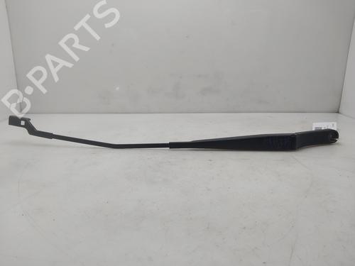Used Front windshield wiper arm Front windshield wiper arm 37462428 37462428
