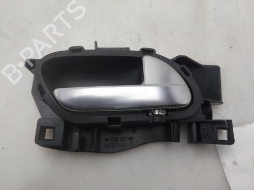 Used Front right interior door handle Front right interior door handle 37871446 37871446