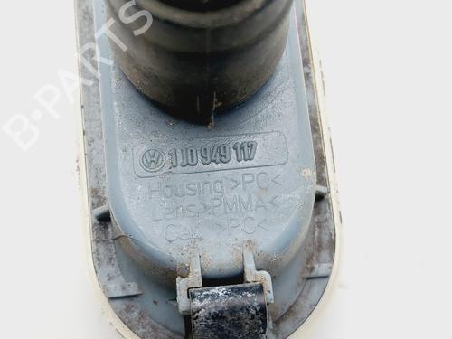 Right side indicator VW POLO IV (9N_, 9A_) 1.4 16V | BP30659838I19