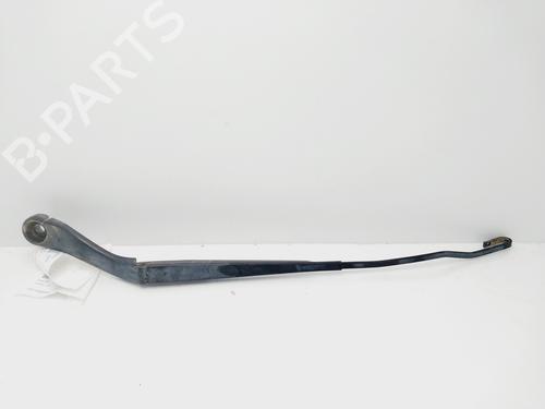 Used Front windshield wiper arm DODGE JOURNEY 2.0 CRD (140 hp) 21222290