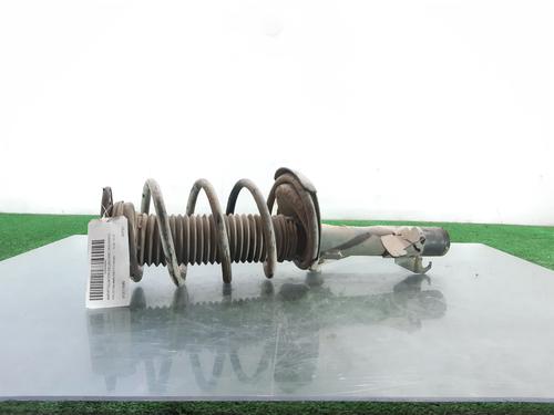 Used Left front shock absorber VOLVO S40 II (544) 2.0 D (136 hp) 8228827
