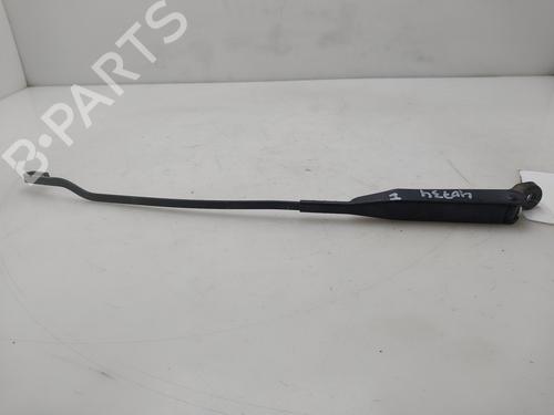 Used Front windshield wiper arm Front windshield wiper arm OPEL CORSA C (X01) 1.3 CDTI (F08, F68) (70 hp) 34343705 34343705