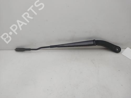 Used Front windshield wiper arm Front windshield wiper arm 38239978 38239978