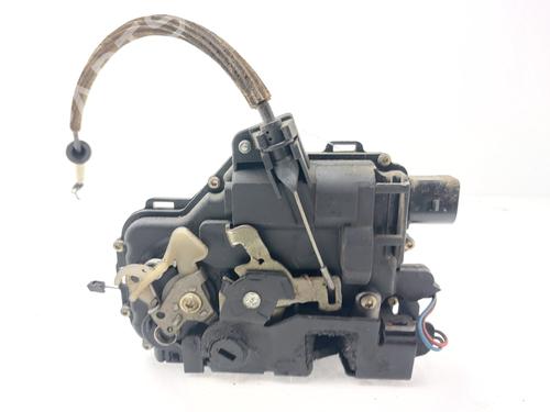 Fechadura trás esquerda SEAT LEON (1M1) [1999-2006]  31375689