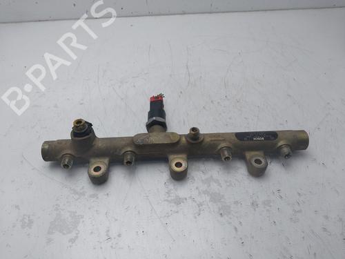 Used Injection rail Injection rail PEUGEOT 306 (7B, N3, N5) [1993-2003] 34343582 34343582