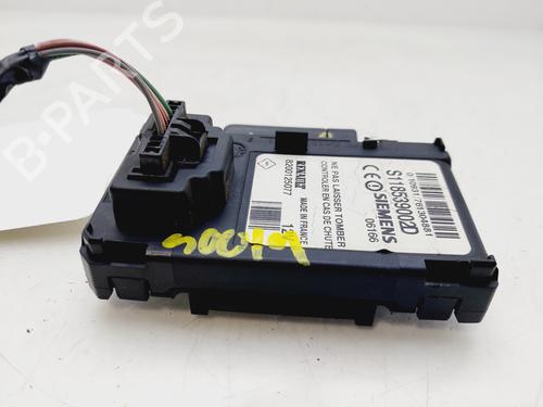 Altro RENAULT GRAND SCÉNIC II (JM0/1_) 1.9 dCi | BP30336630O1