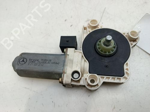 Motor do elevador de vidro trás esquerdo MERCEDES-BENZ E-CLASS (W211) E 320 CDI (211.026) (204 hp) 31210247