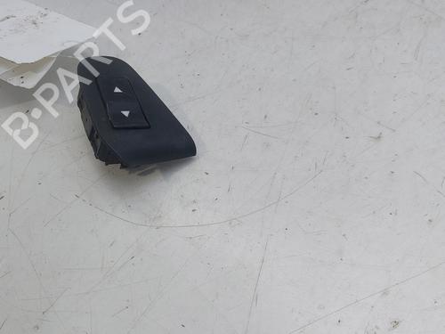 Used Right front window switch FIAT STILO (192_) 1.9 JTD (192_XE1A) (115 hp) 18306806