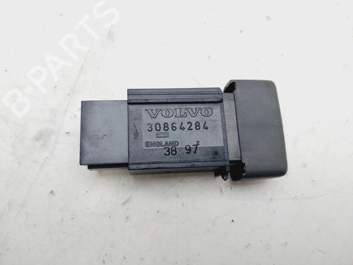 Warning switch VOLVO V40 Estate (645) 1.6 | BP29172918I22 