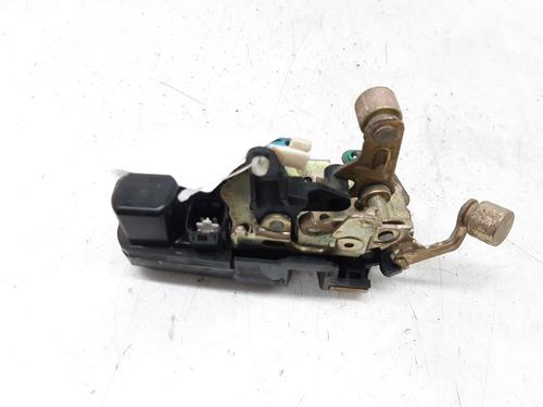 Used Front left lock CHRYSLER VOYAGER IV (RG, RS) 3.3 AWD (174 hp) 7625235