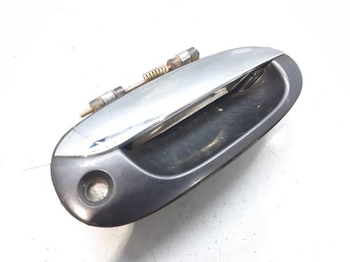 Used Front right exterior door handle Front right exterior door handle KIA CARENS II MPV (FJ) [2002-2013] 8611124 8611124