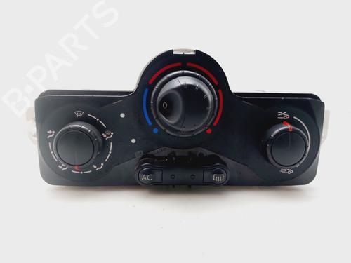 Used Climate control RENAULT CLIO III (BR0/1, CR0/1) [2005-2014]  30719046