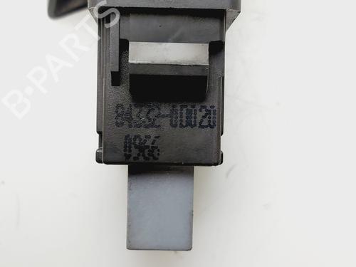 Warnblinkschalter TOYOTA YARIS (_P9_) | BP30548483I22