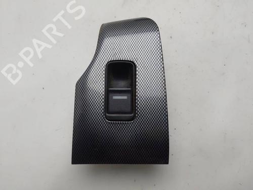 Used Right rear window switch Right rear window switch 39474137 39474137