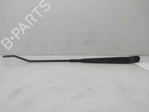 Used Front windshield wiper arm Front windshield wiper arm 38056467 38056467