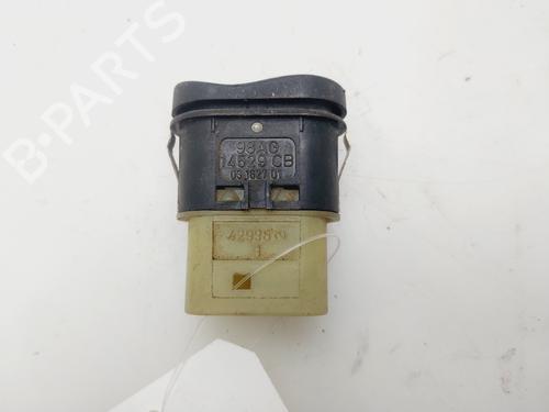 Right front window switch FORD FOCUS I (DAW, DBW) 1.6 16V | BP30168266I26 