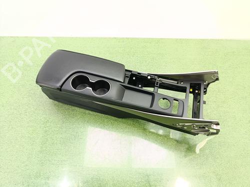 Apoyobrazos central LEXUS IS III (_E3_) 300h (AVE30_, AVE30R) (223 hp) 32871017