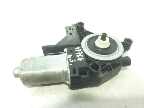 Used Left front window motor VOLVO V40 Hatchback (525) D2 (120 hp) 10301425