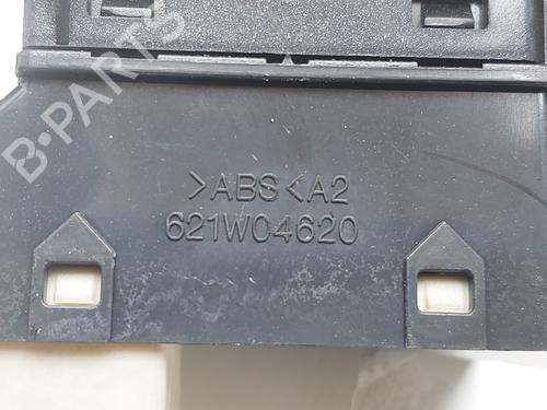Right front window switch HYUNDAI ACCENT II (LC) 1.5 CRDi | BP37026553I26 - Image 1