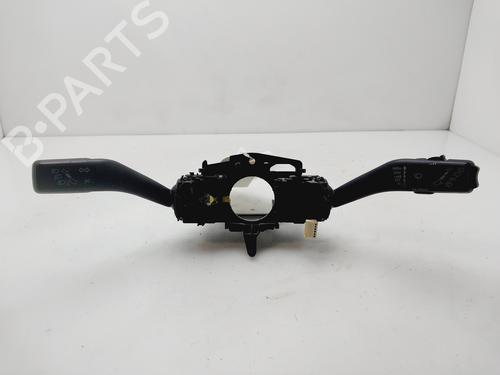 Used Steering wheel controls VW GOLF VI (5K1) [2008-2014]  30590561