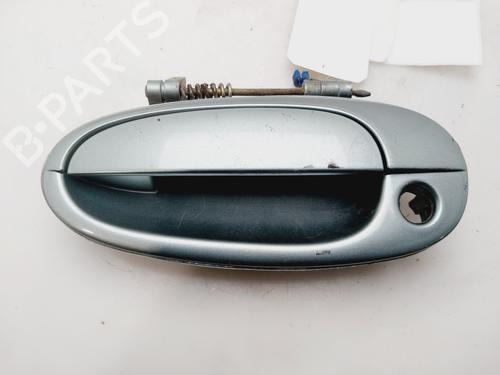 Used Front left exterior door handle DAEWOO EVANDA (KLAL) 2.0 (131 hp) 31952081