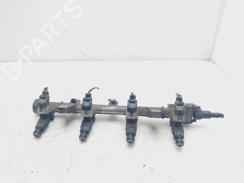 Used Injection rail HYUNDAI MATRIX (FC) 1.6 (103 hp) 20495792