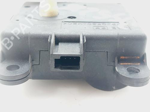 Fuel door actuator NISSAN QASHQAI I (J10, NJ10) 1.5 dCi | BP30977182E18