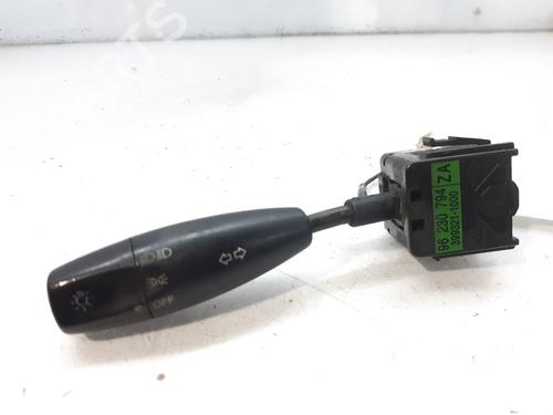 Used Headlight switch DAEWOO LANOS Saloon (KLAT) 1.5 (86 hp) 8892904