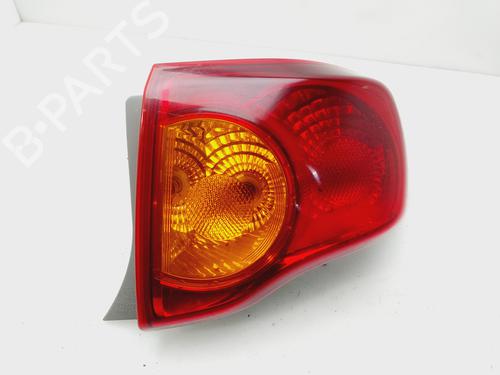 Used Right taillight TOYOTA COROLLA Saloon (_E15_) [2006-2018]  30974581