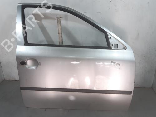 Used Right front door SKODA OCTAVIA I (1U2) 1.9 TDI (90 hp) 8408295