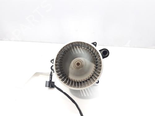 Used Heater blower motor DACIA SANDERO II [2012-2025]  17455987
