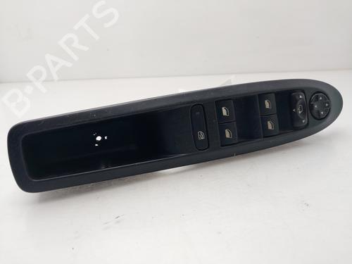 Used Left front window switch Left front window switch CITROËN C4 II (NC_) [2009-2026] 34126766 34126766
