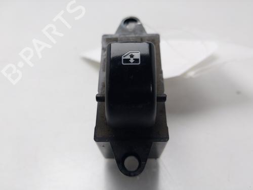 Højre bagtil elrude kontakt Højre bagtil elrude kontakt CHEVROLET REZZO MPV (U100) 1.6 (107 hp) 33238881 33238881