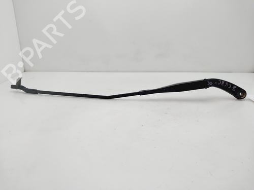 Used Front windshield wiper arm VW GOLF IV (1J1) [1997-2008]  29875010