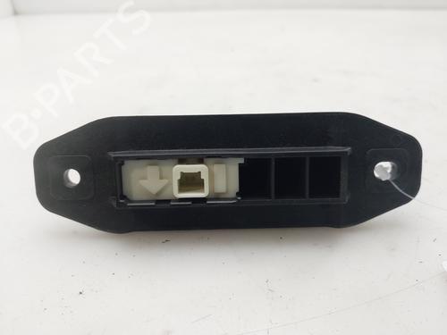 tailgate-handle-toyota-auris-_e18_-2012-2013-2014-2015-2016-2017-2018-2019-34157161 main image