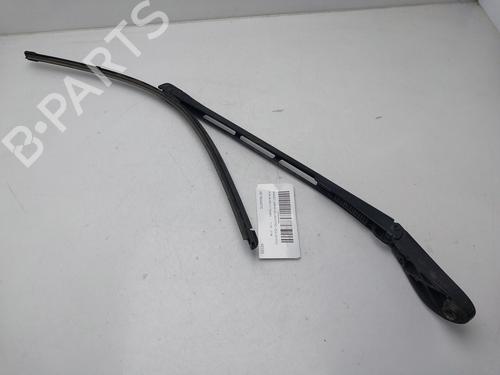 Used Front windshield wiper arm Front windshield wiper arm 37711317 37711317